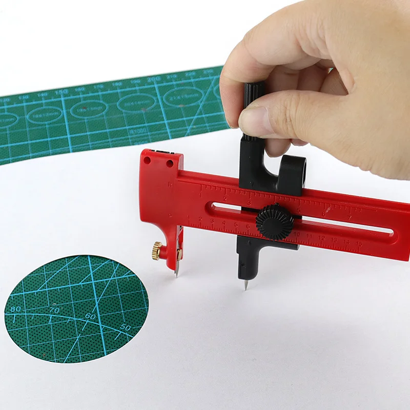 قطعة واحدة من قاطع الدائرة الد - مراجعة Art Craft Cardboard وسعره